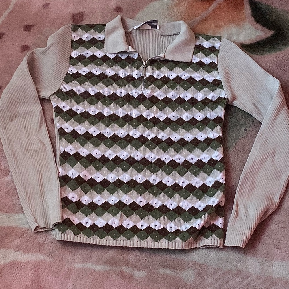 Y2K ARGYLE FITTED SWEATER SIZE S!